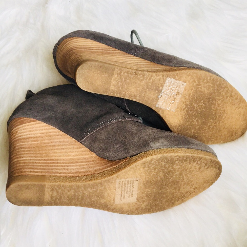Express • Wedge Booties - Picture 7 of 8